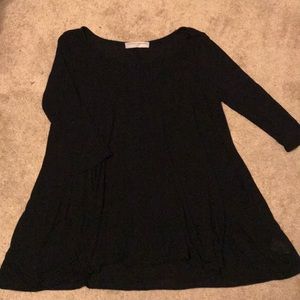 UO 3/4 black shirt